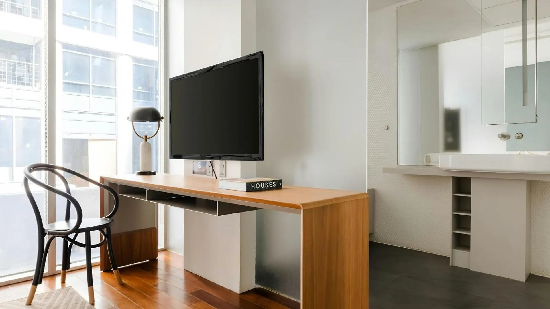 The Slate Hotel Downtown, Sonder By Marriott Bonvoy Toronto Canada