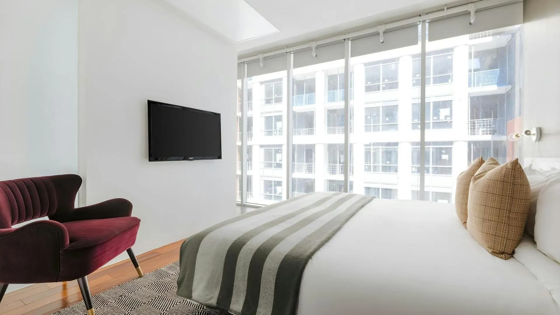 The Slate Hotel Downtown, Sonder By Marriott Bonvoy Toronto Canada