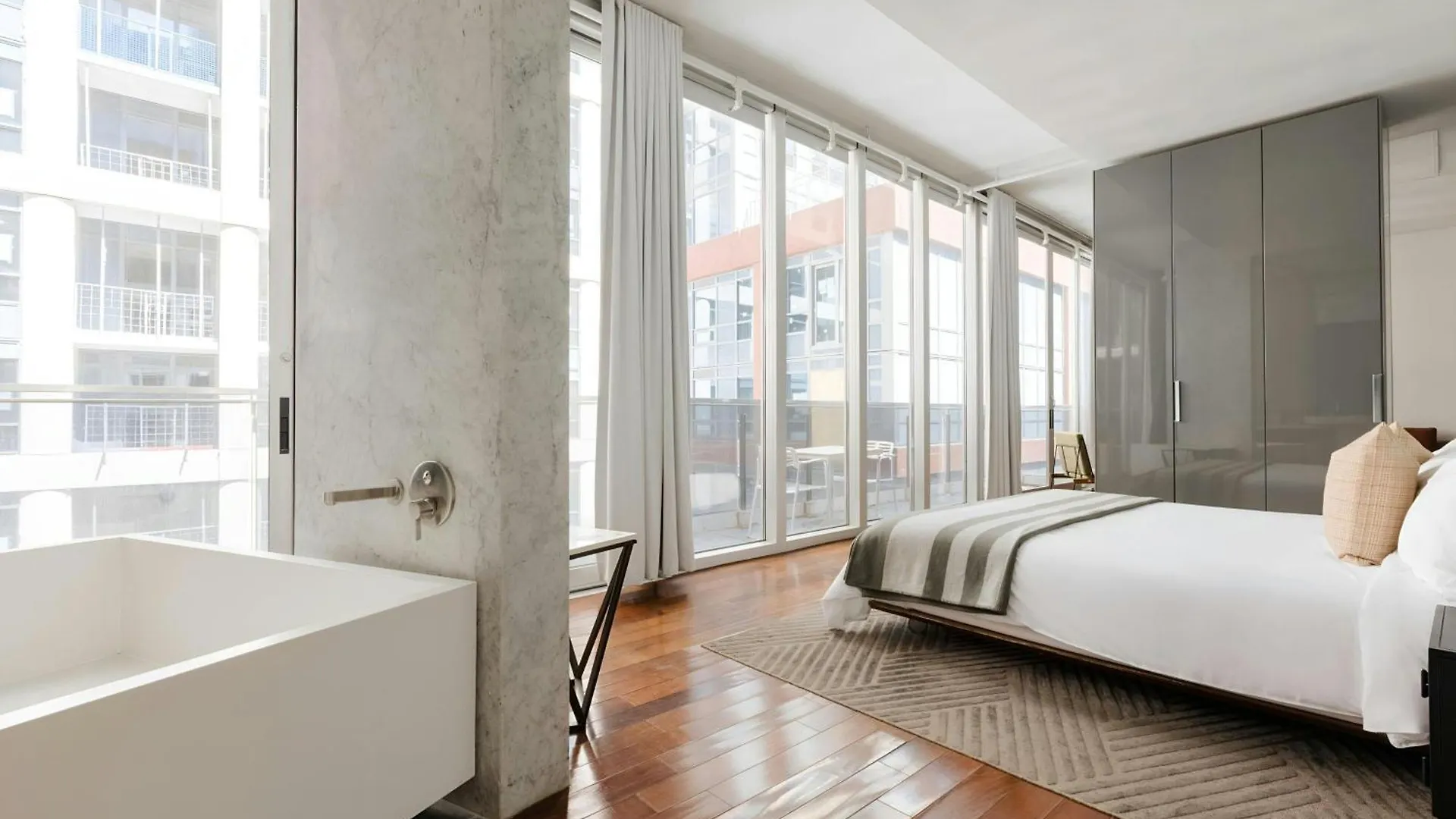 The Slate Hotel Downtown, Sonder By Marriott Bonvoy Toronto