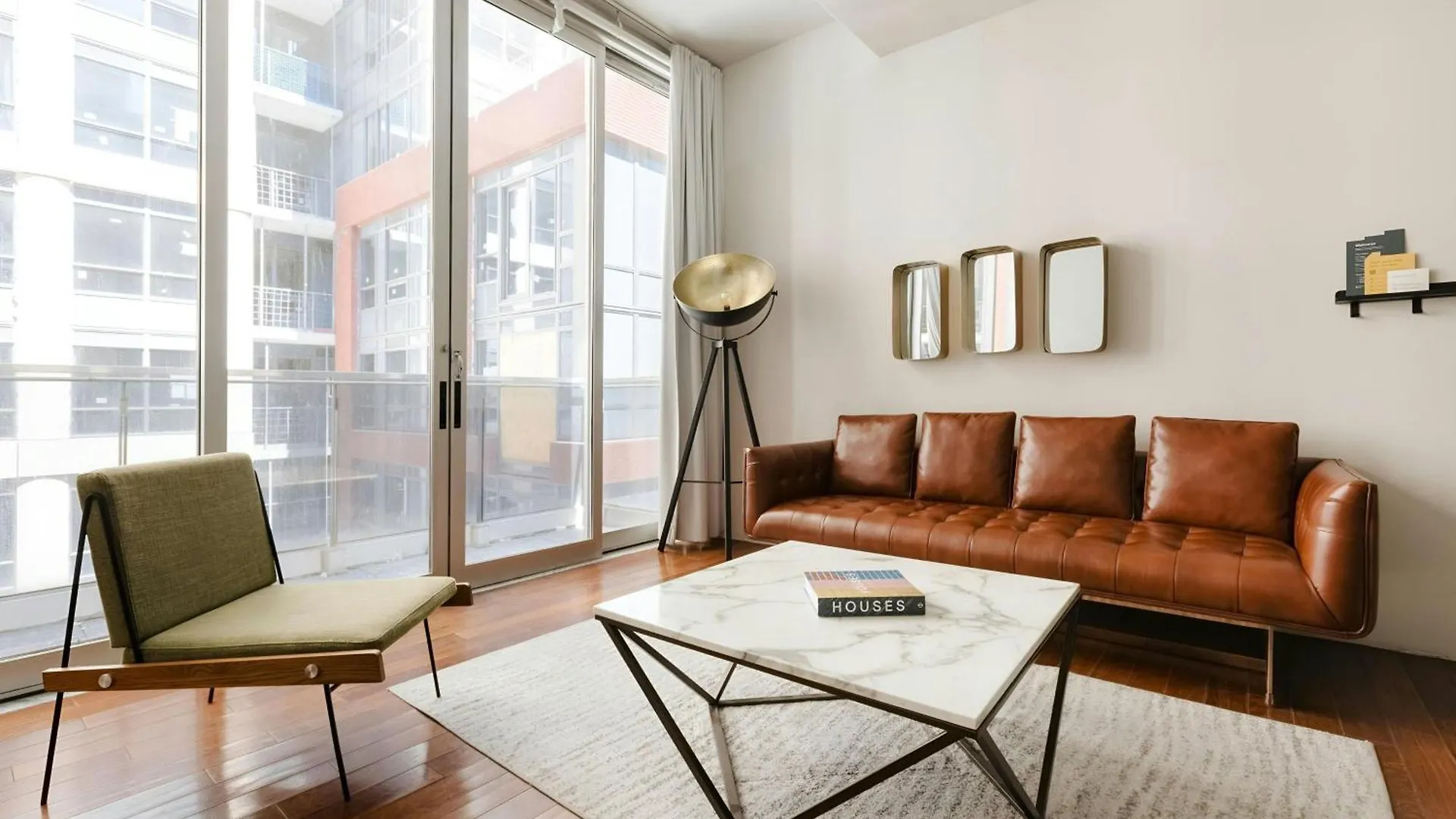 ****  The Slate Hotel Downtown, Sonder By Marriott Bonvoy Toronto Canada